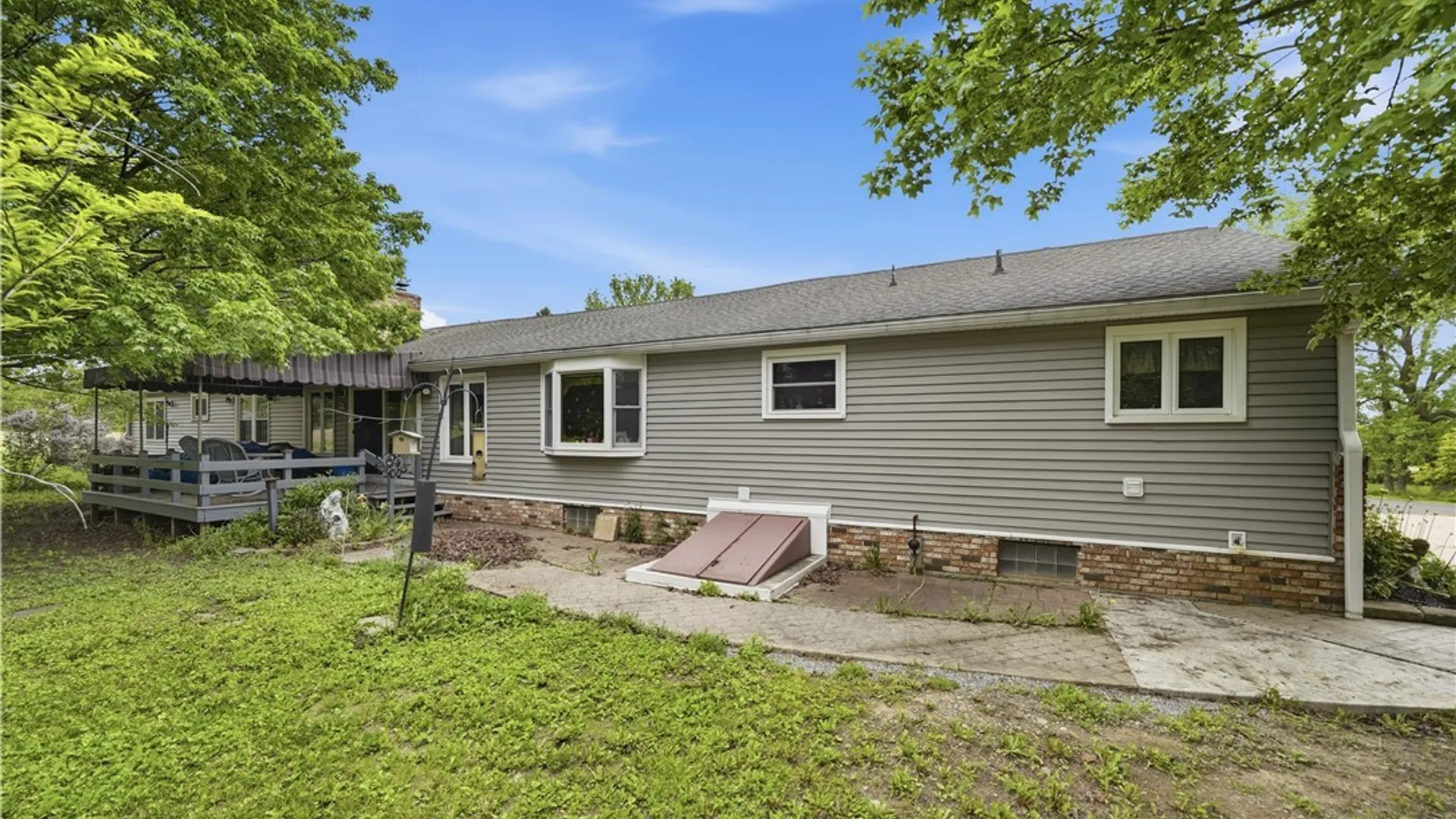 Property at 9950 Harper Road, Darien, NY 14036 5