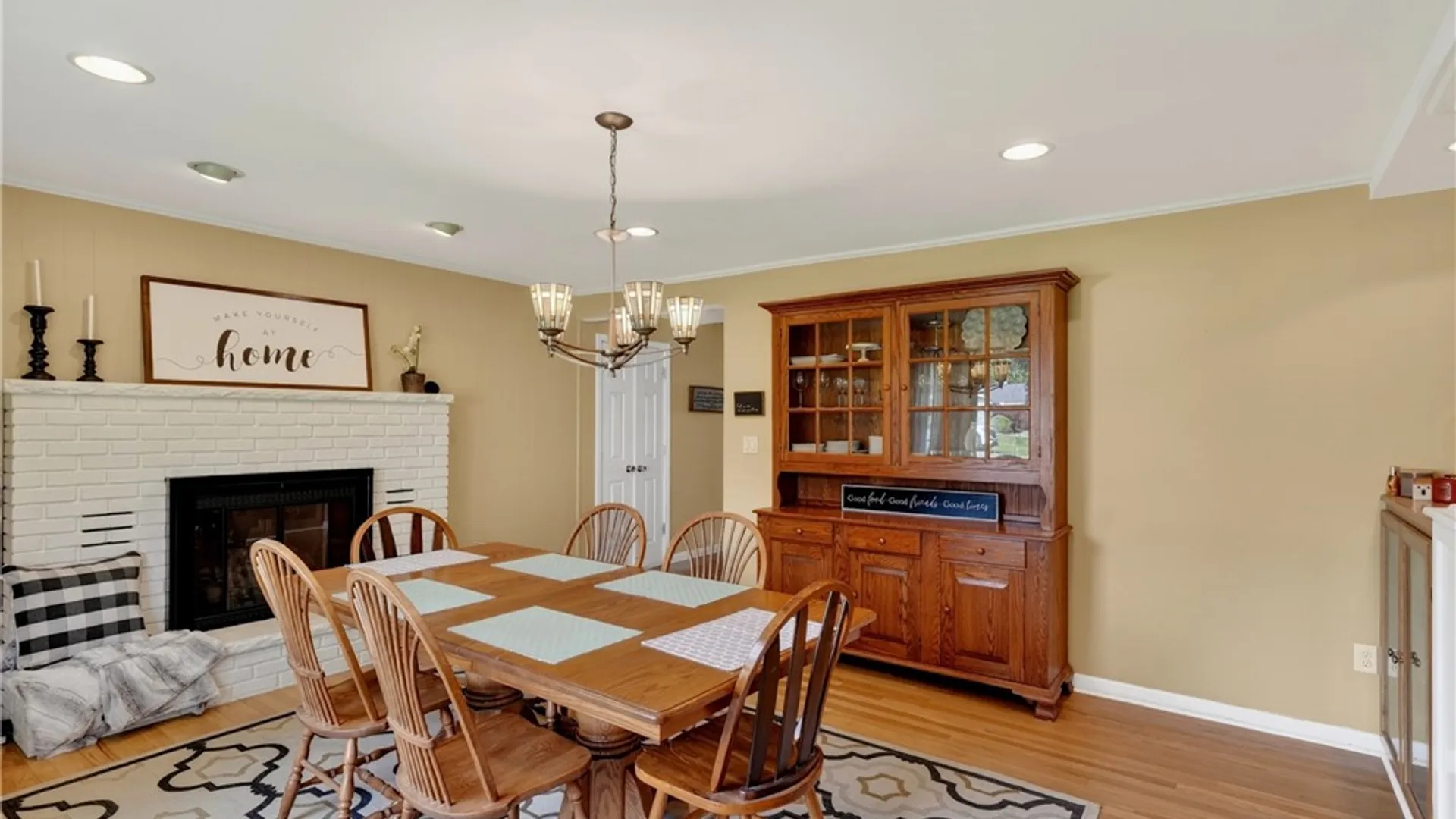 Property at 27 Brookside Circle, Big Flats, NY 14903 6
