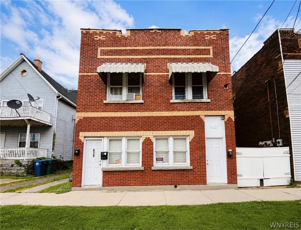 Property at 639 18th Street, Niagara Falls, NY 14301