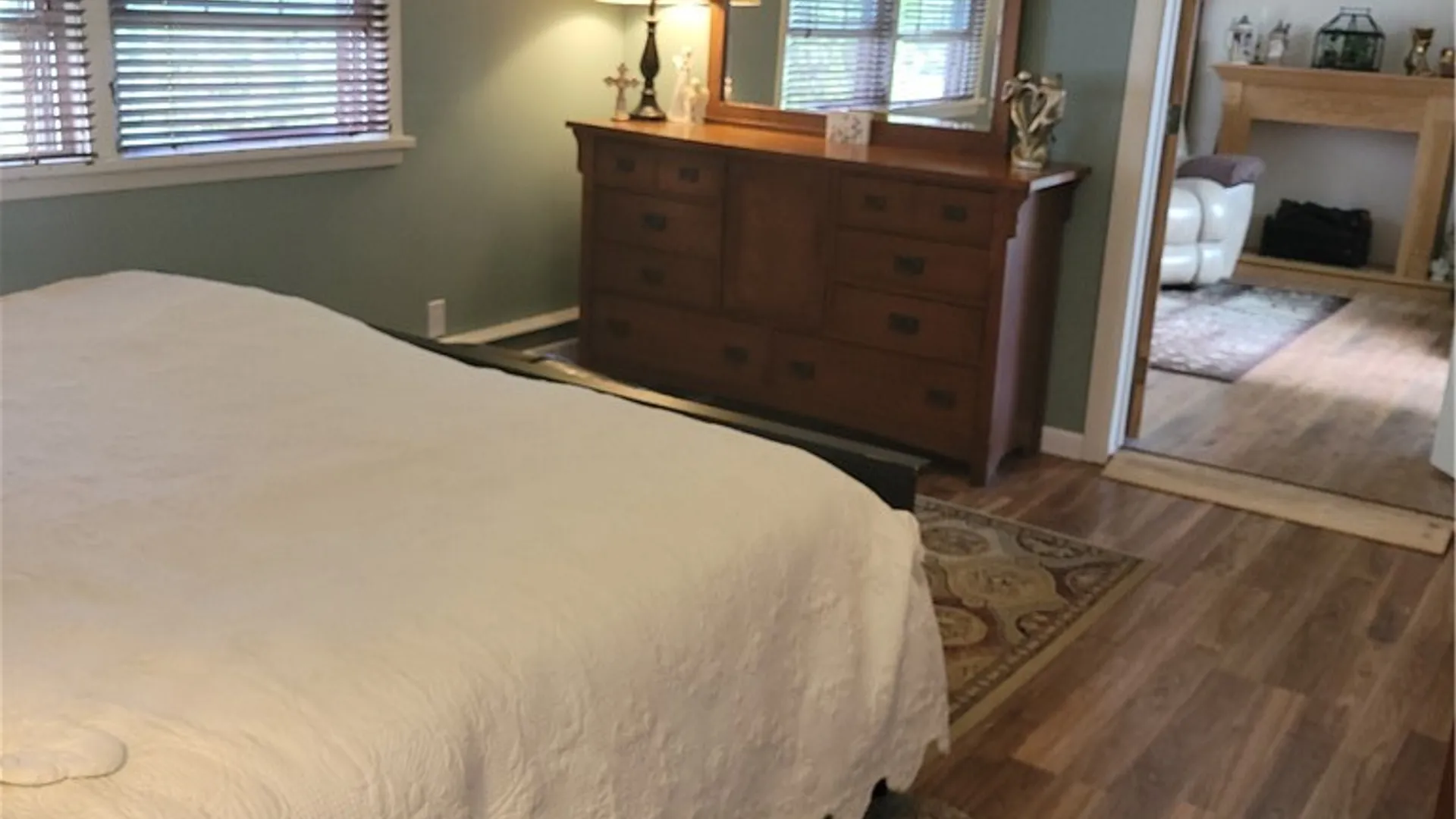 Property at 8 Butler Parkway, Royalton, NY 14105 22