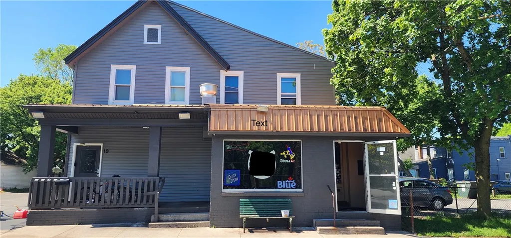 Property at 19 Saint Johns Park, Rochester, NY 14612