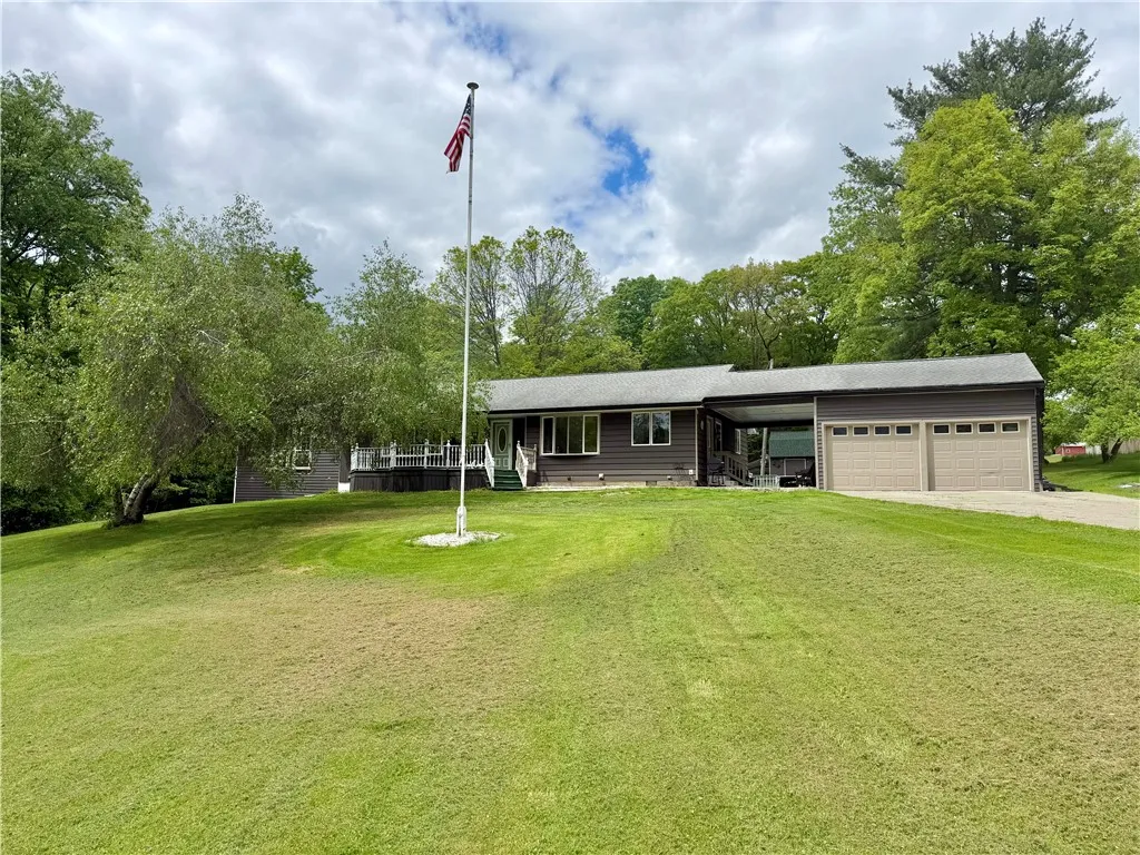 Property at 725 Litchfield Road, PA 18840