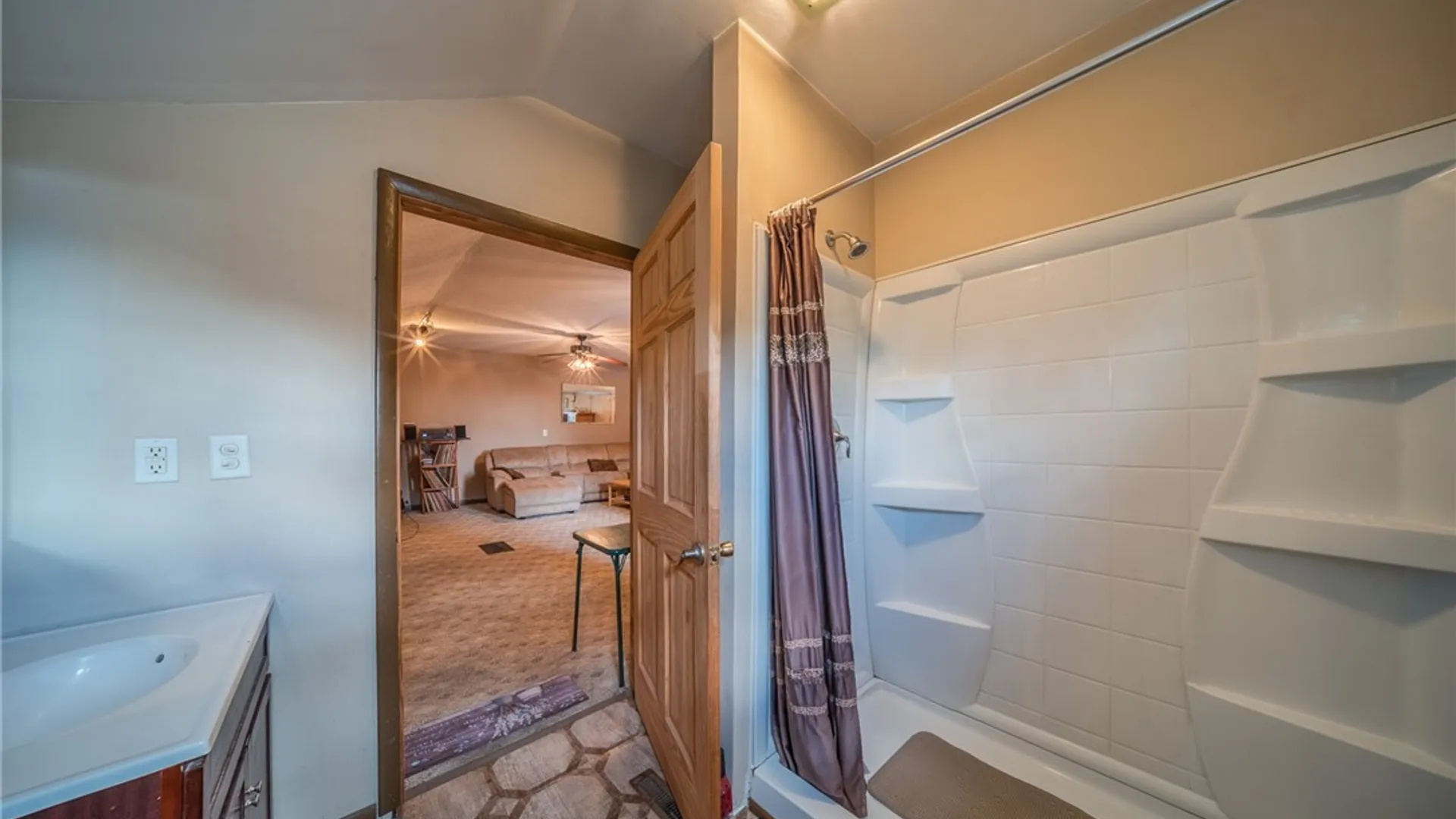 Property at 406 Kirkpatrick Street, Syracuse, NY 13208 28