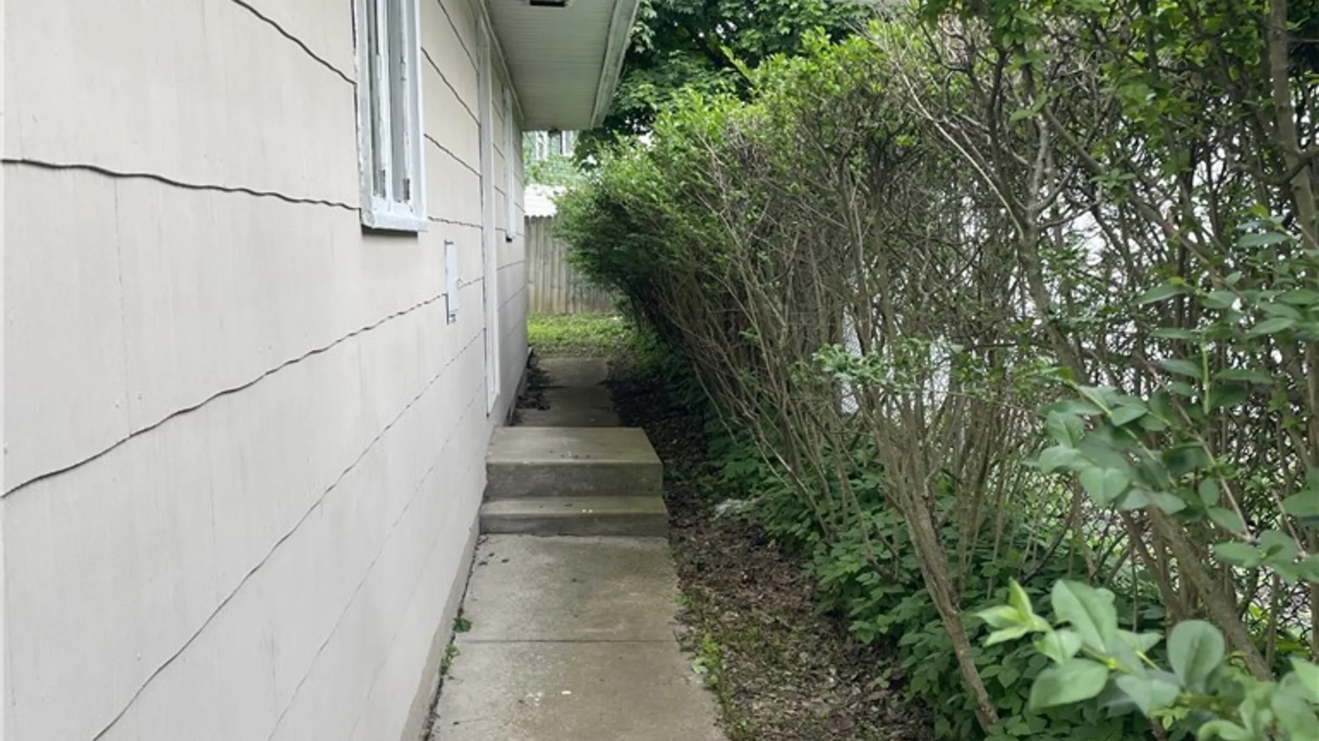 Property at 321 Grimsby Road, Tonawanda, NY 14223 32