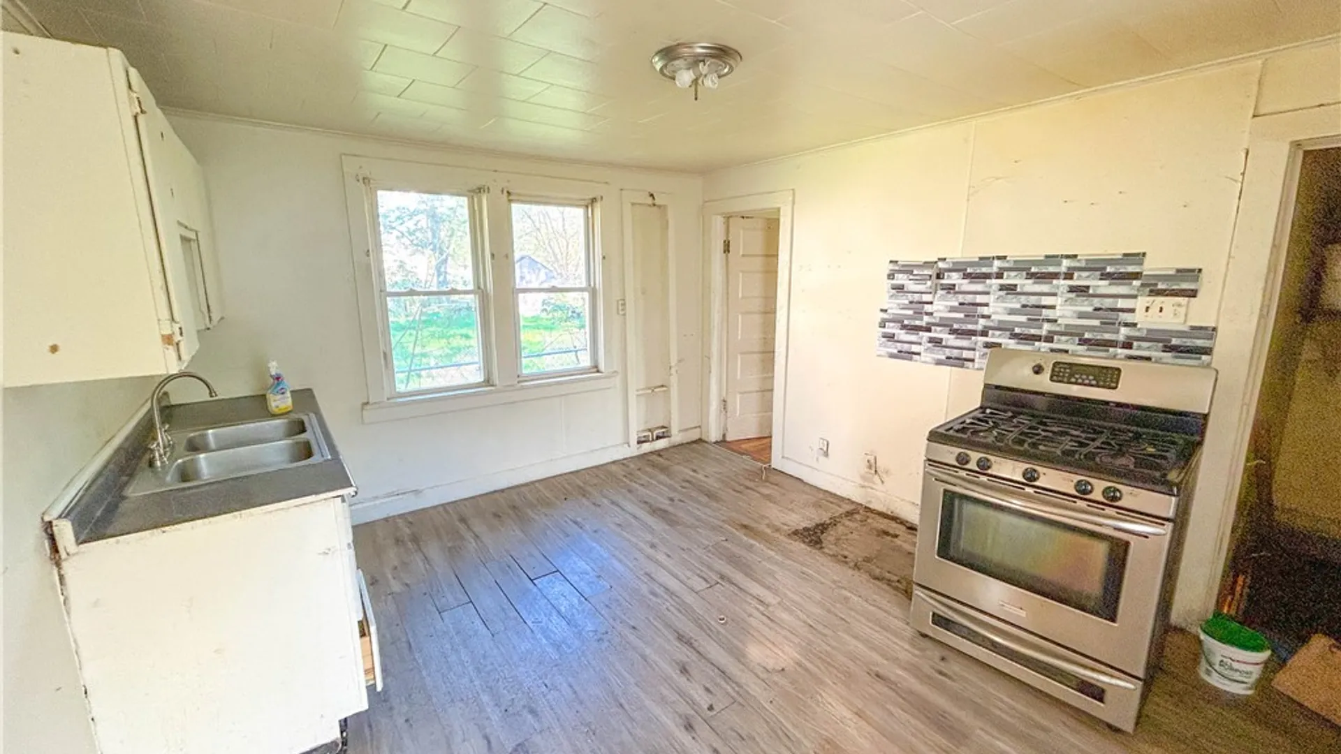 Property at 127 Weld Street, Rochester, NY 14605 6