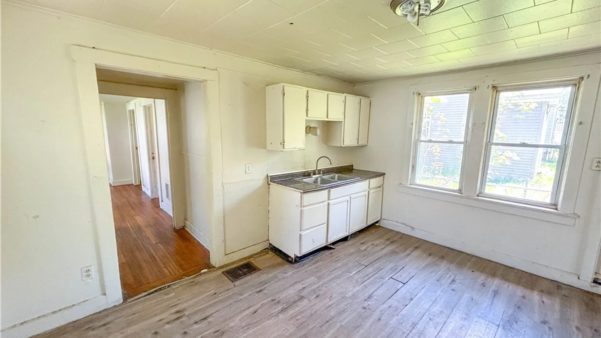 Property at 127 Weld Street, Rochester, NY 14605 7