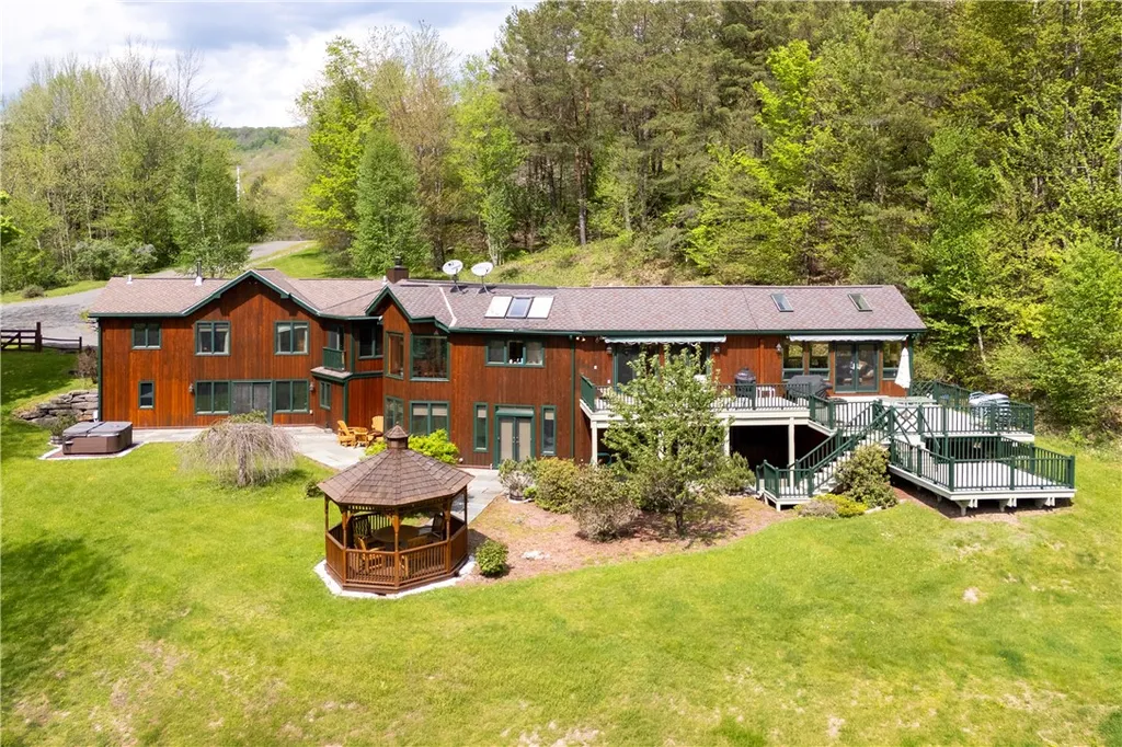 Property at 270 Kristens Ridge Road, Middletown, NY 12455