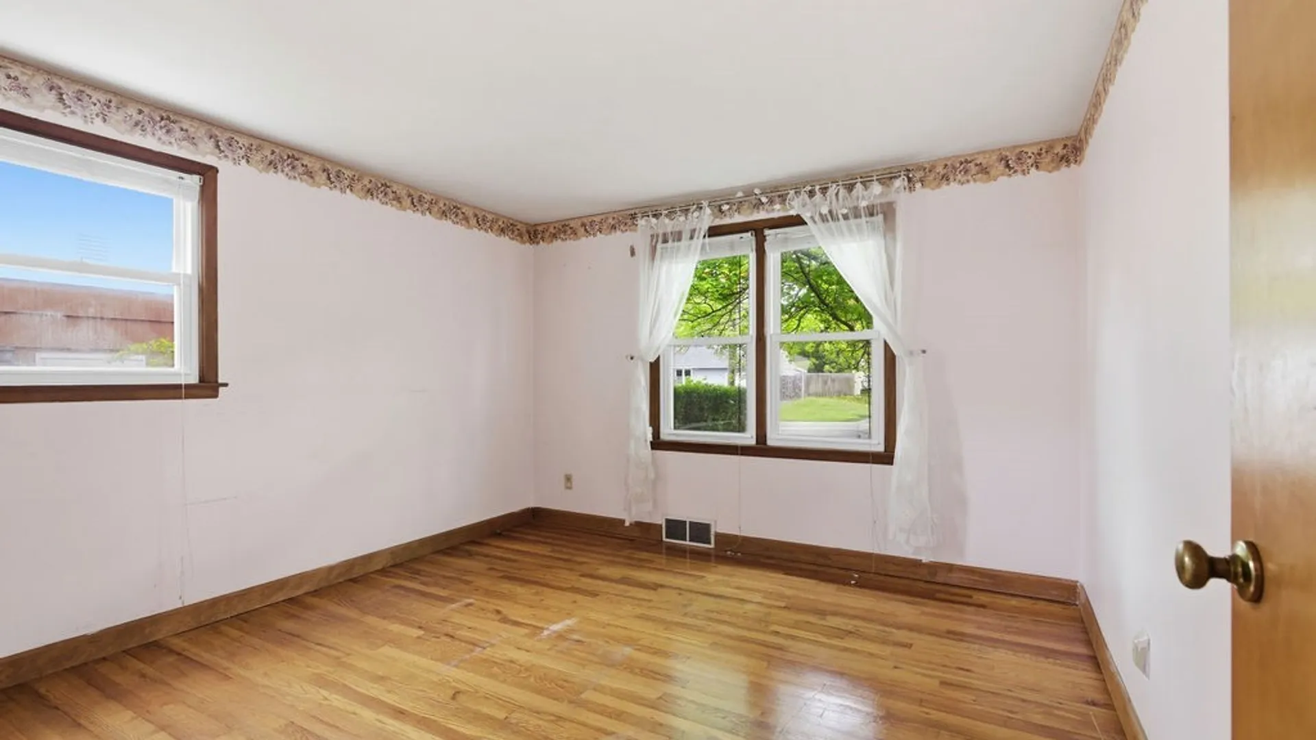 Property at 317 Vanida Drive, Camillus, NY 13031 19