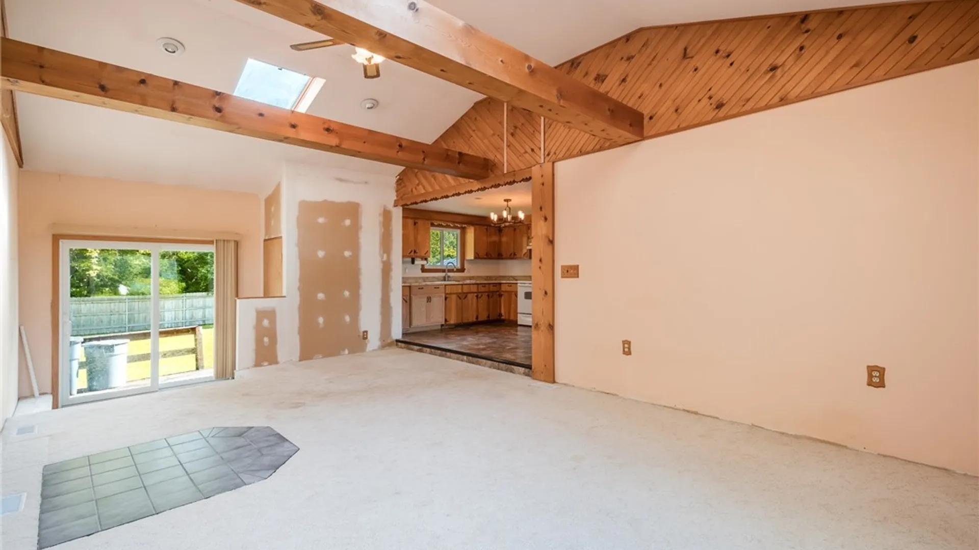 Property at 105 Ashford Court, Salina, NY 13211 17