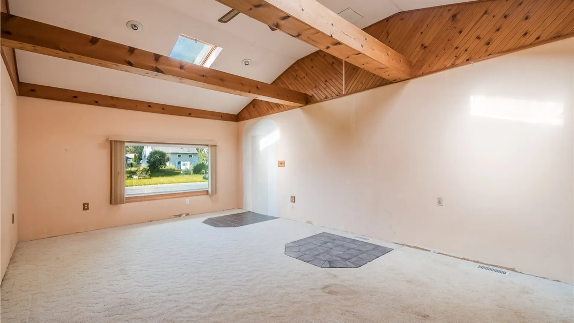 Property at 105 Ashford Court, Salina, NY 13211 19
