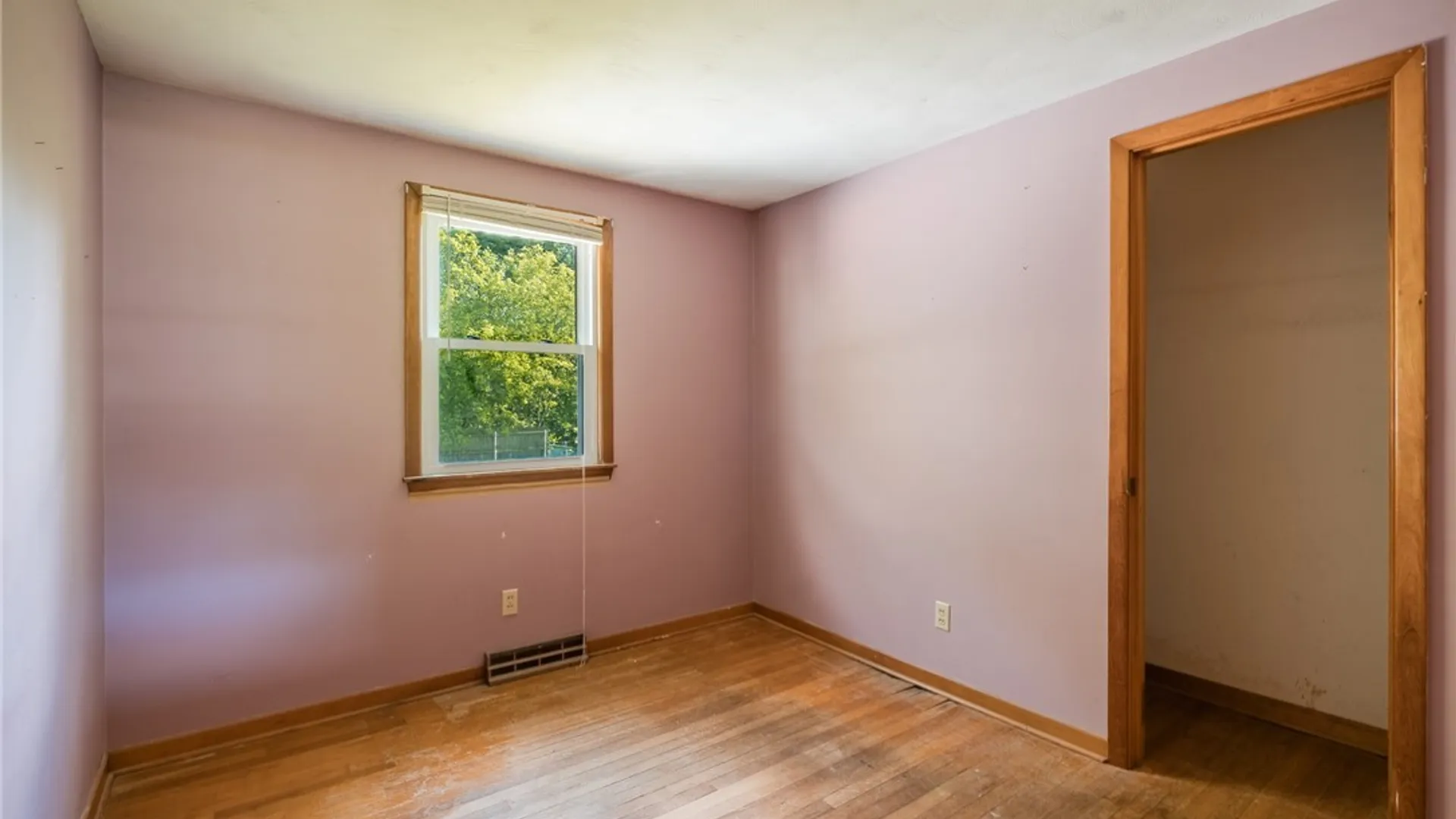 Property at 105 Ashford Court, Salina, NY 13211 30