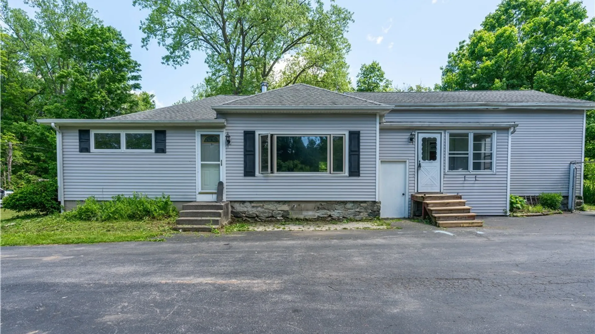 Property at 217 Three Rod Road, Alden, NY 14004 4