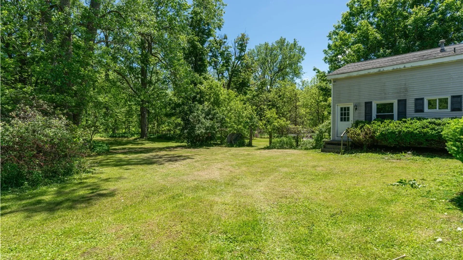 Property at 217 Three Rod Road, Alden, NY 14004 5