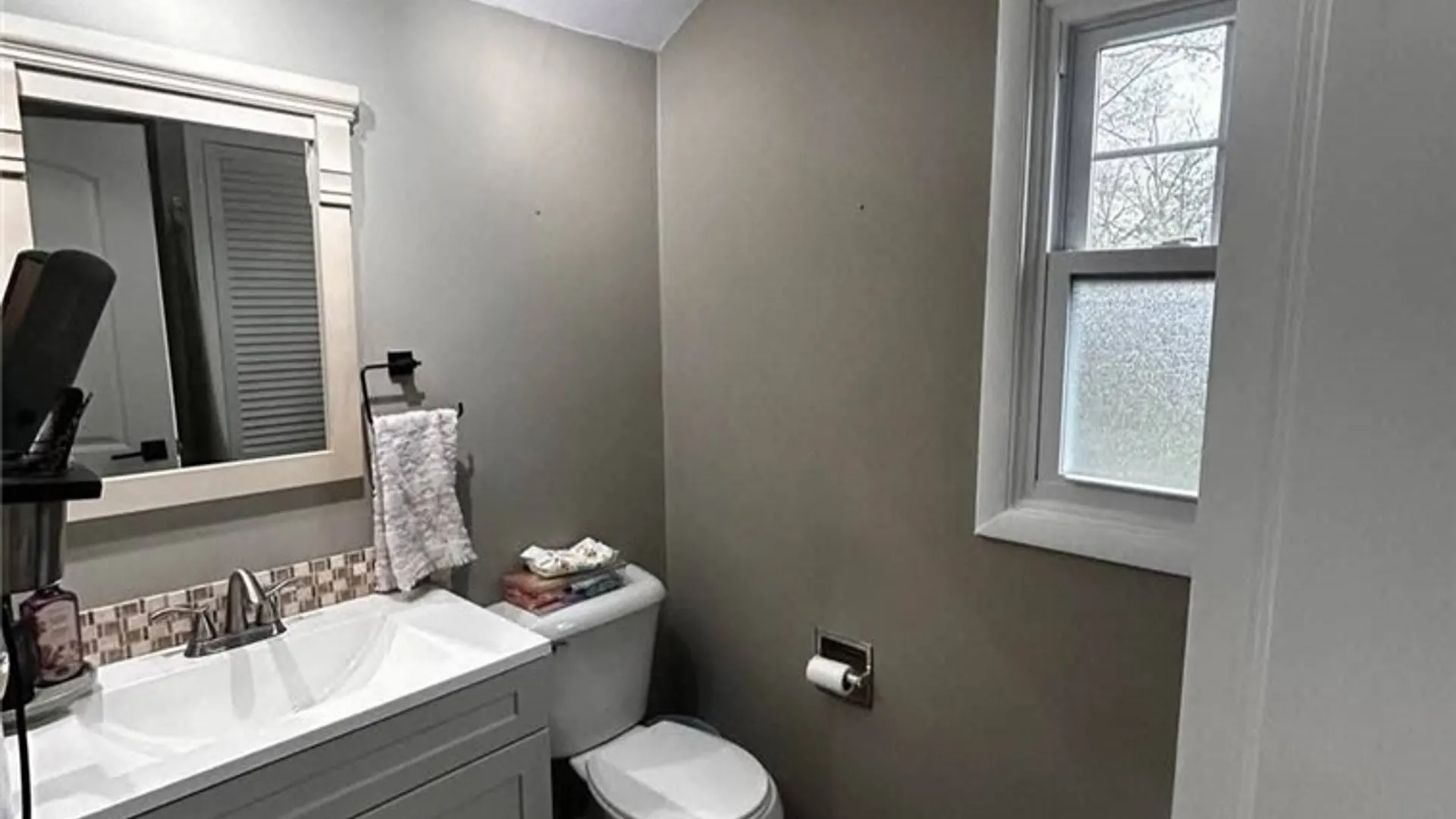 Property at 35 Chapel Street, Elba, NY 14058 6