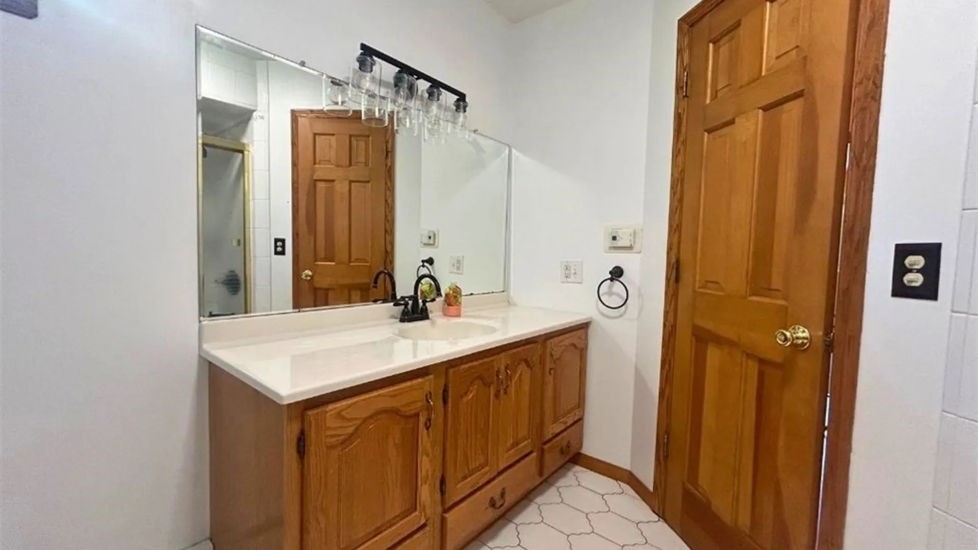 Property at 3763 Seneca Tpke Turnpike, Lenox, NY 13032 27