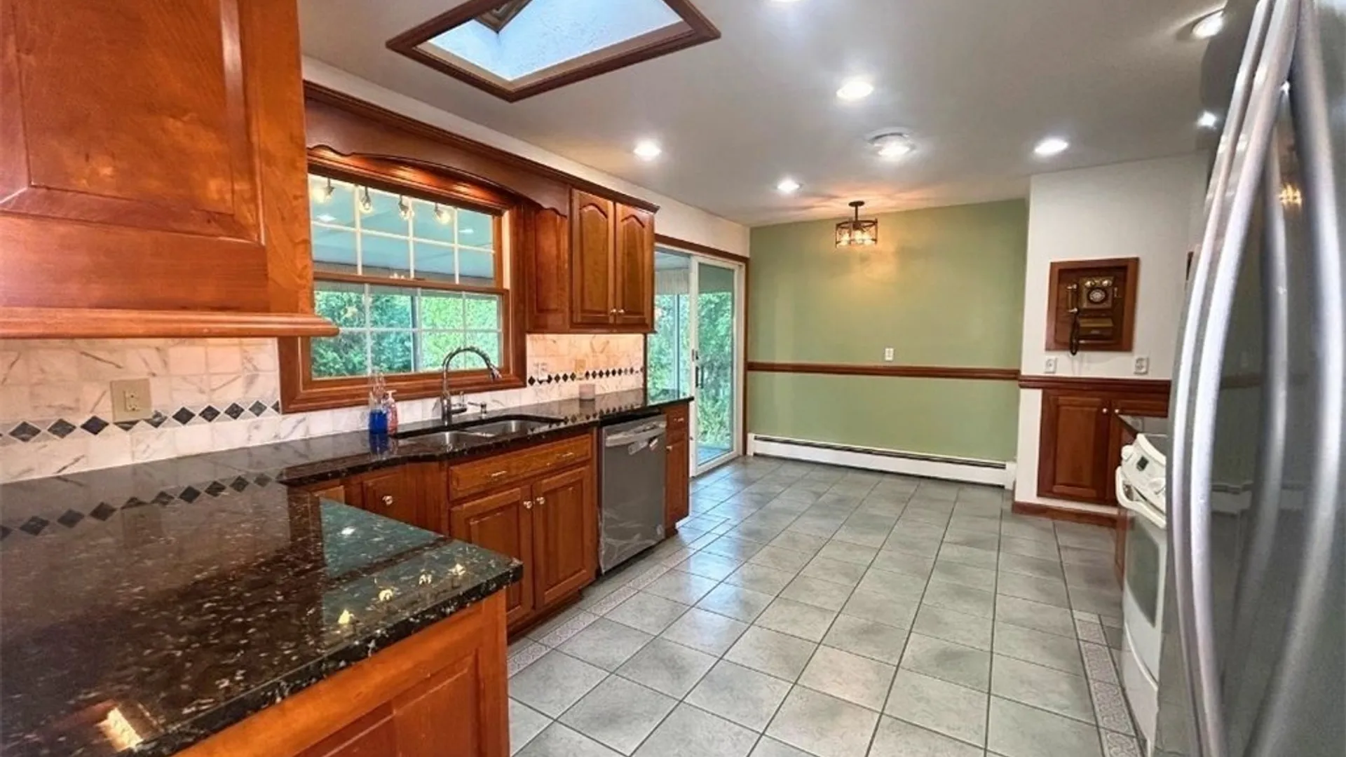 Property at 3763 Seneca Tpke Turnpike, Lenox, NY 13032 13