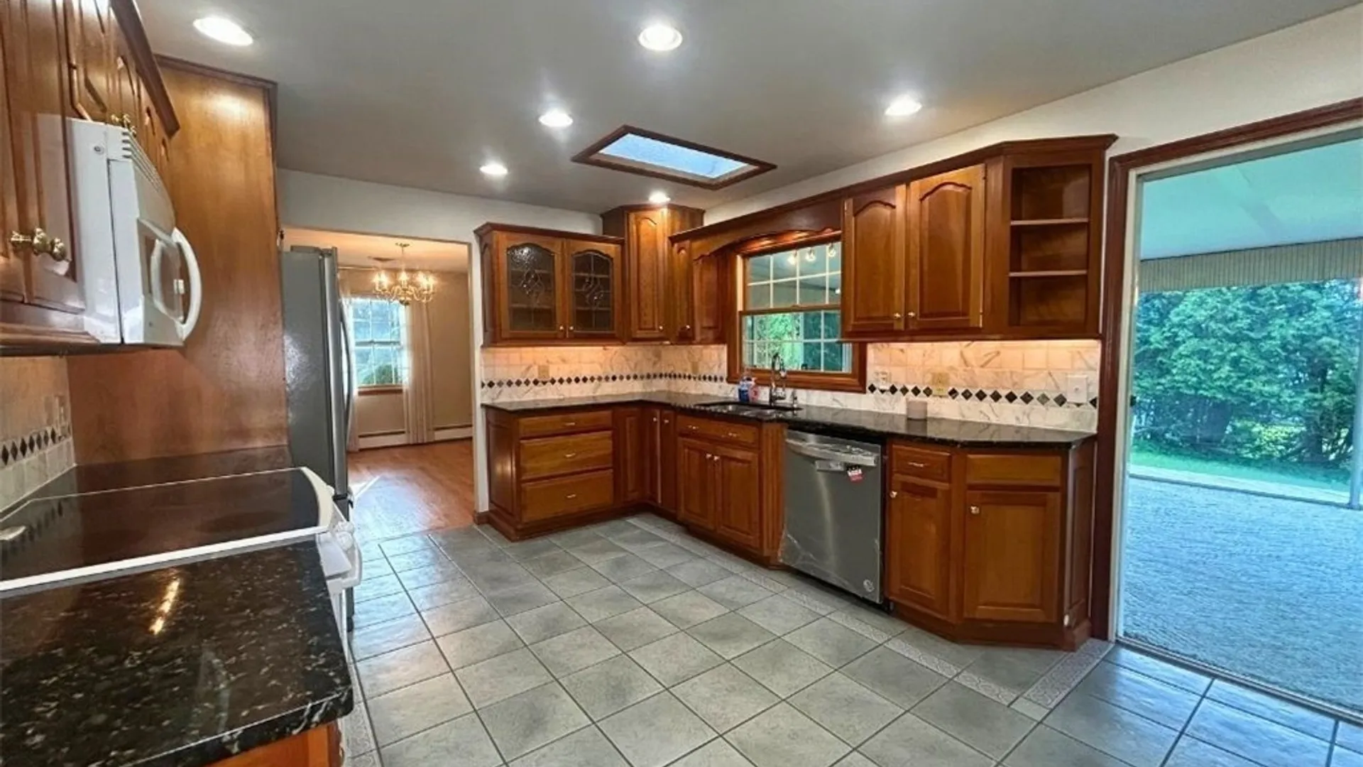 Property at 3763 Seneca Tpke Turnpike, Lenox, NY 13032 14