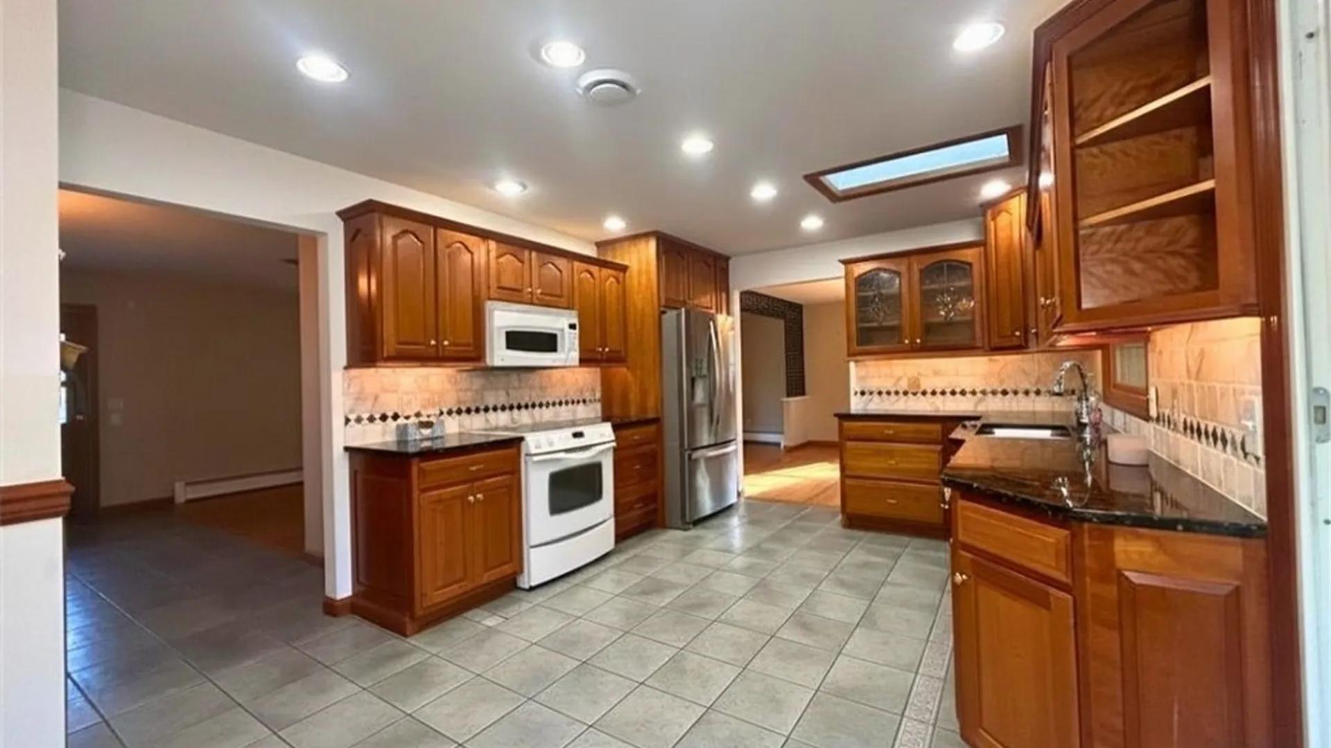 Property at 3763 Seneca Tpke Turnpike, Lenox, NY 13032 15
