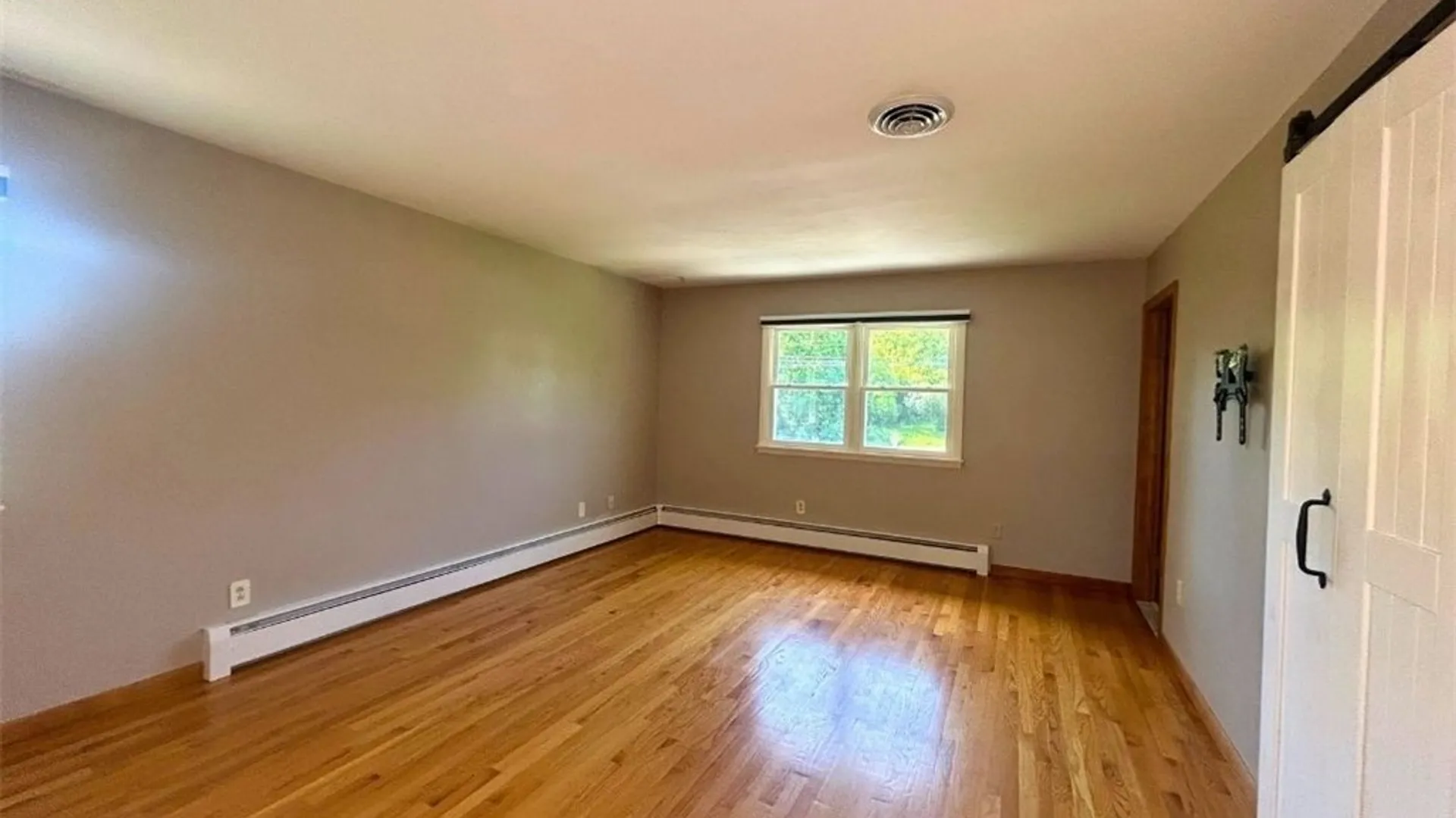 Property at 3763 Seneca Tpke Turnpike, Lenox, NY 13032 16