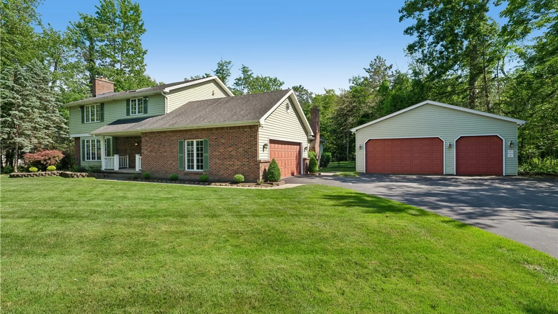 Property at 140 S Jerge Drive, Elma, NY 14059 2