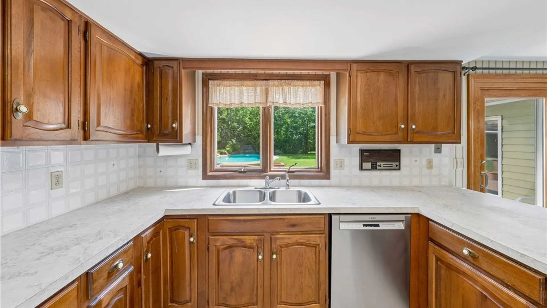 Property at 140 S Jerge Drive, Elma, NY 14059 11