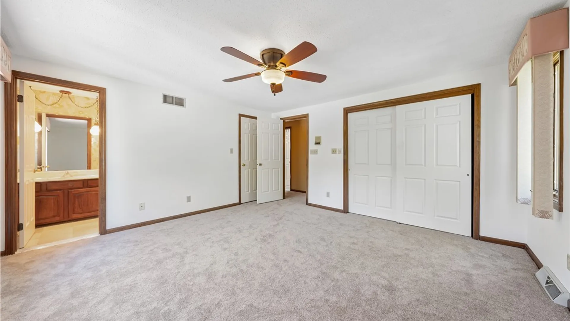 Property at 140 S Jerge Drive, Elma, NY 14059 27