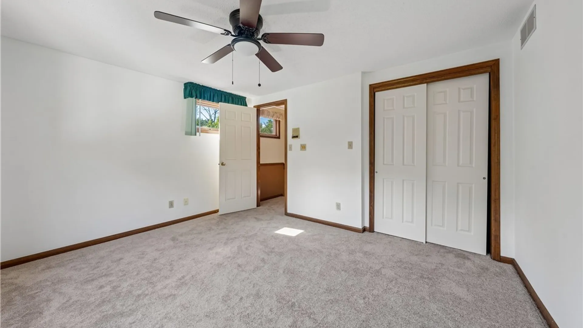 Property at 140 S Jerge Drive, Elma, NY 14059 32