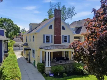 Property at 40 Jewett Parkway, Buffalo, NY 14214