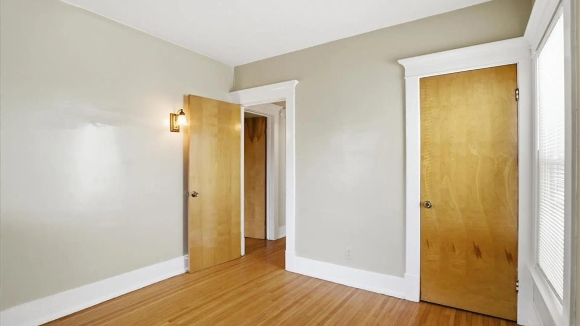 Property at 11 Cleveburn Place, Buffalo, NY 14222 12