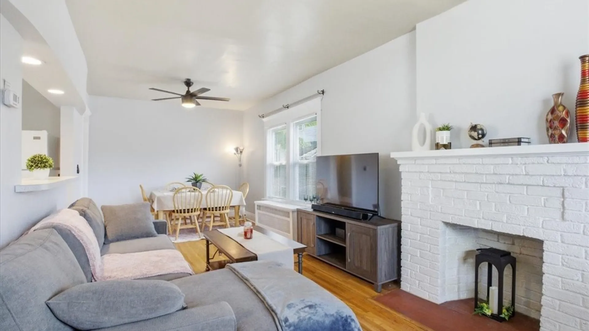 Property at 11 Cleveburn Place, Buffalo, NY 14222 18