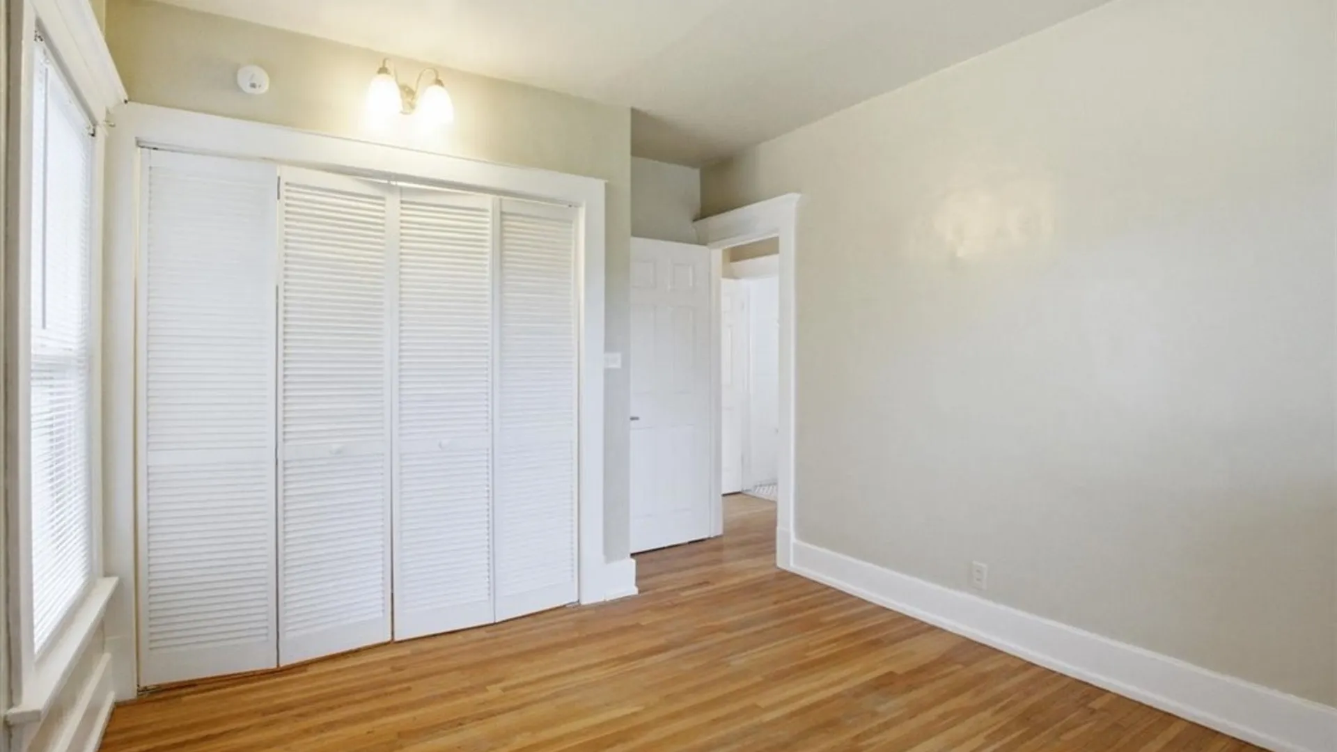Property at 11 Cleveburn Place, Buffalo, NY 14222 27