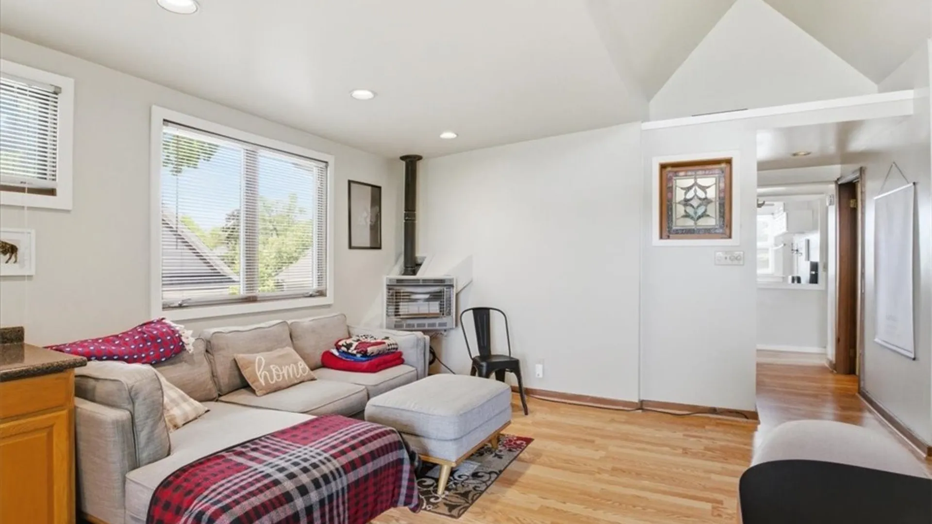 Property at 11 Cleveburn Place, Buffalo, NY 14222 31