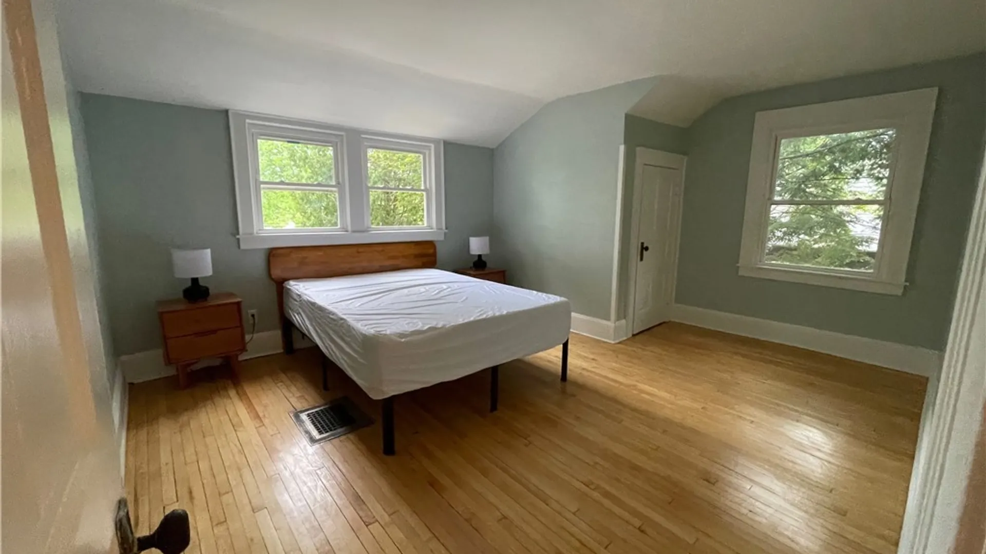 Property at 831 Lancaster Avenue, Syracuse, NY 13210 18