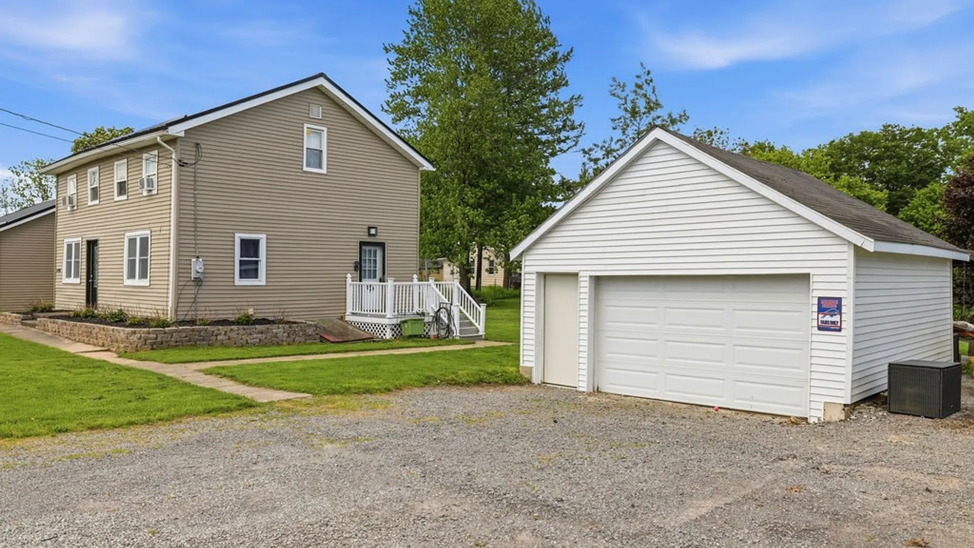 Property at 6990 Knowlesville Road, Alabama, NY 14125 3