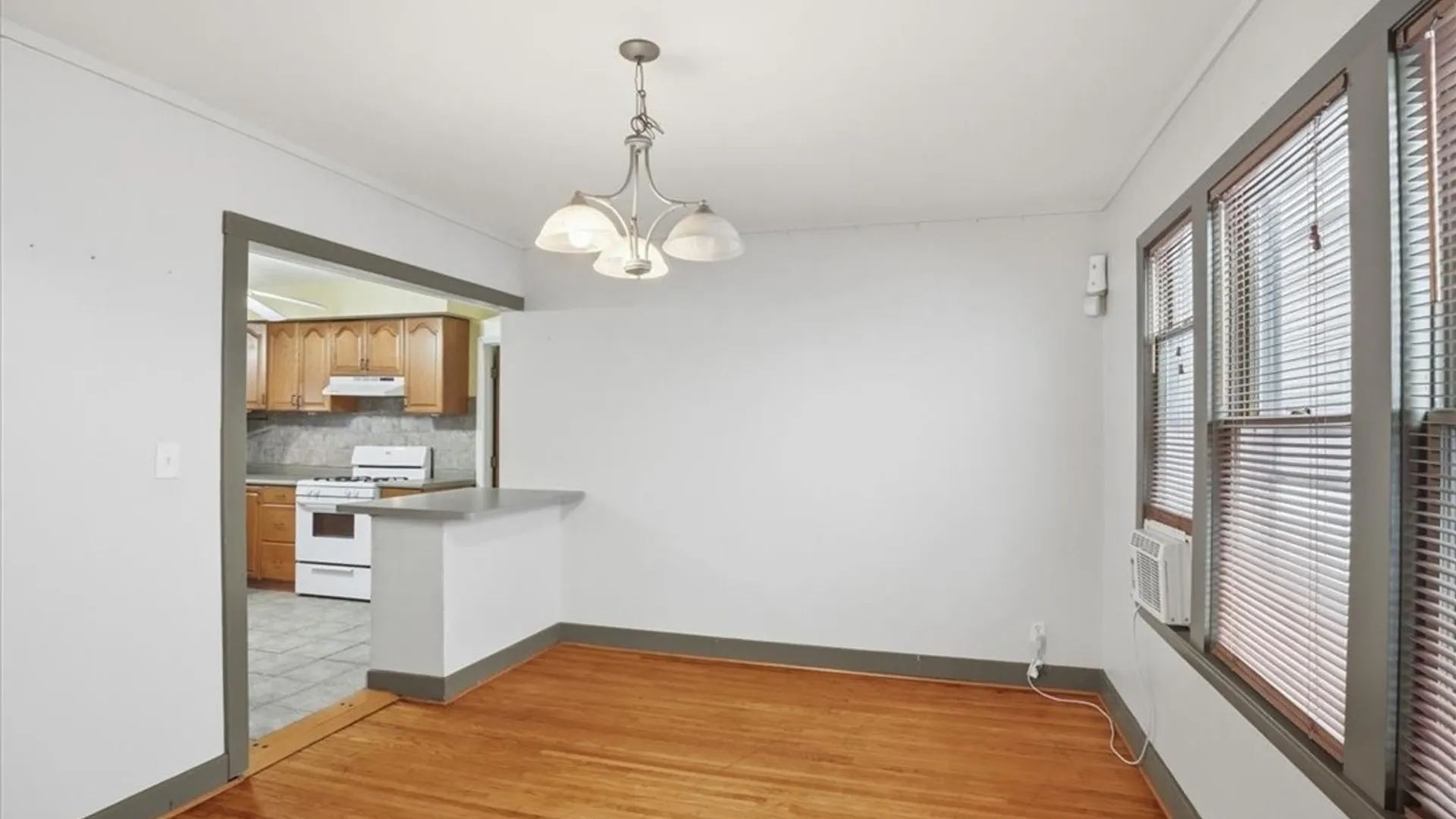 Property at 121 Tacoma Avenue, Buffalo, NY 14216 23