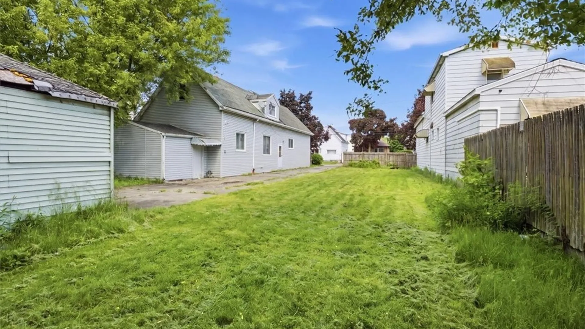 Property at 442 Schiller Street, Buffalo, NY 14212 25