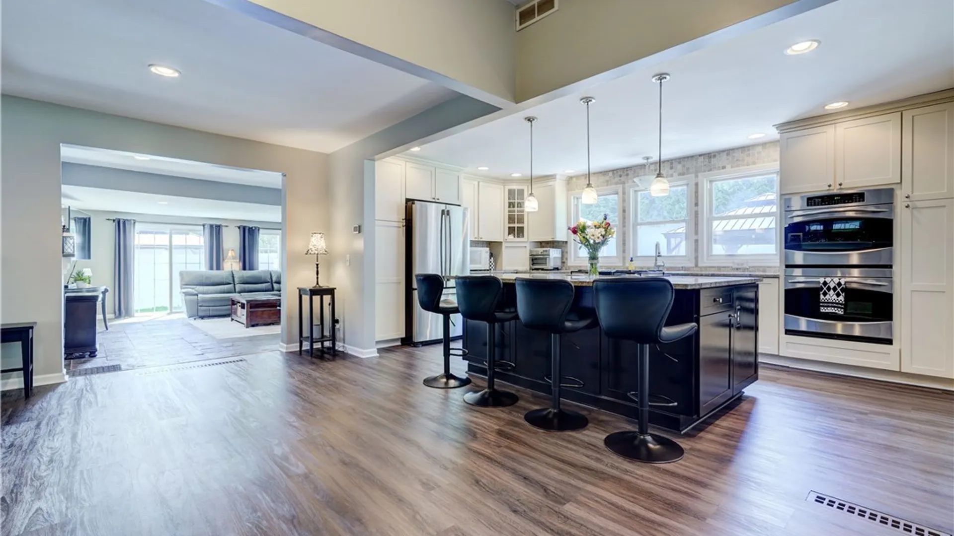 Property at 17 Hilltop Drive, Pittsford, NY 14534 7