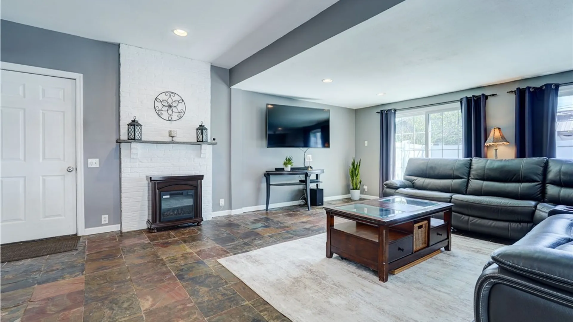 Property at 17 Hilltop Drive, Pittsford, NY 14534 14
