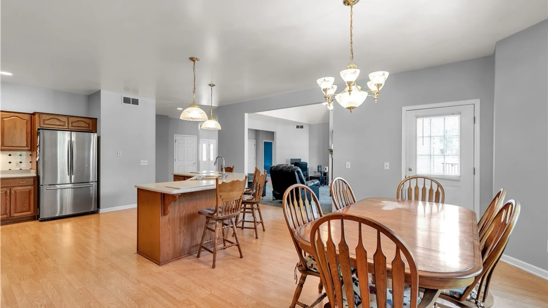 Property at 1298 Como Park Boulevard, Cheektowaga, NY 14043 17