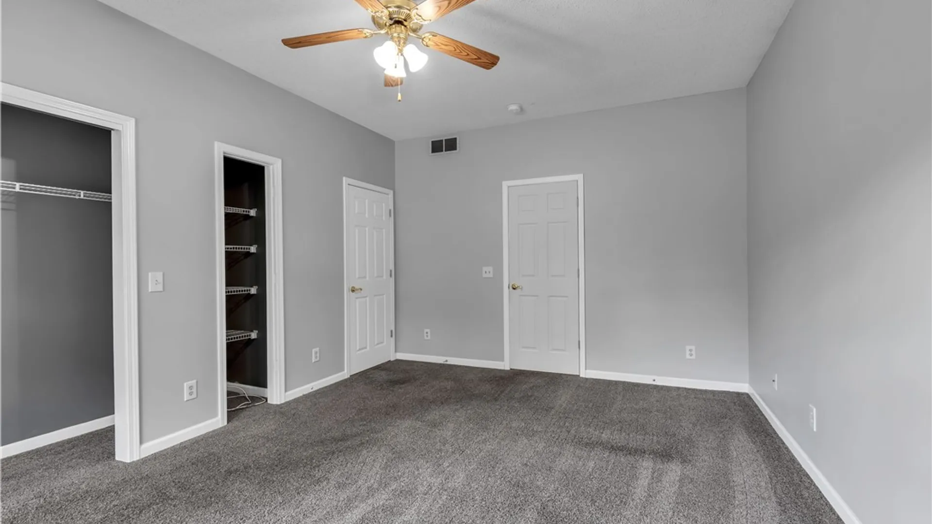 Property at 1298 Como Park Boulevard, Cheektowaga, NY 14043 35