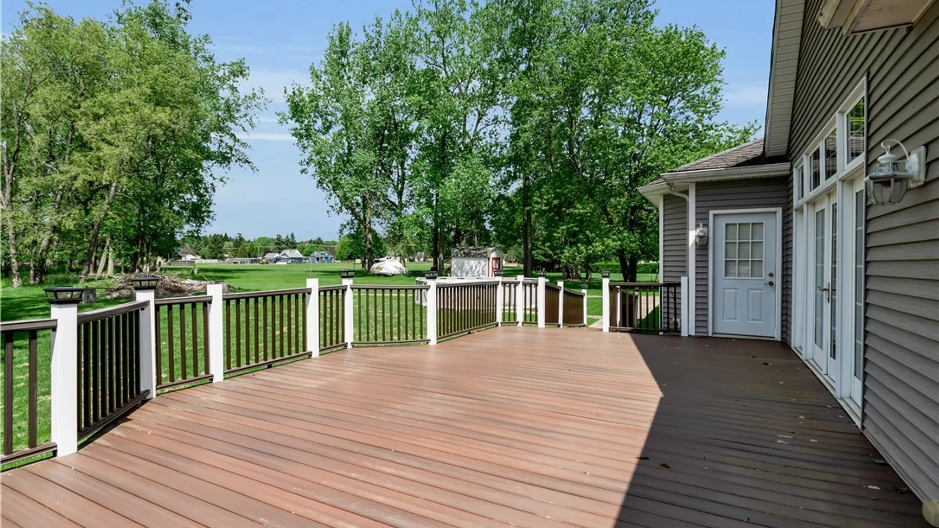 Property at 1298 Como Park Boulevard, Cheektowaga, NY 14043 43