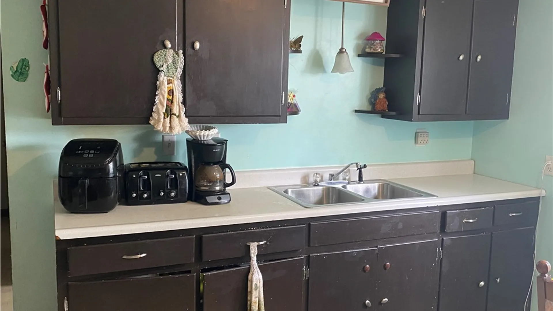 Property at 56 Gordon Avenue, West Seneca, NY 14224 11