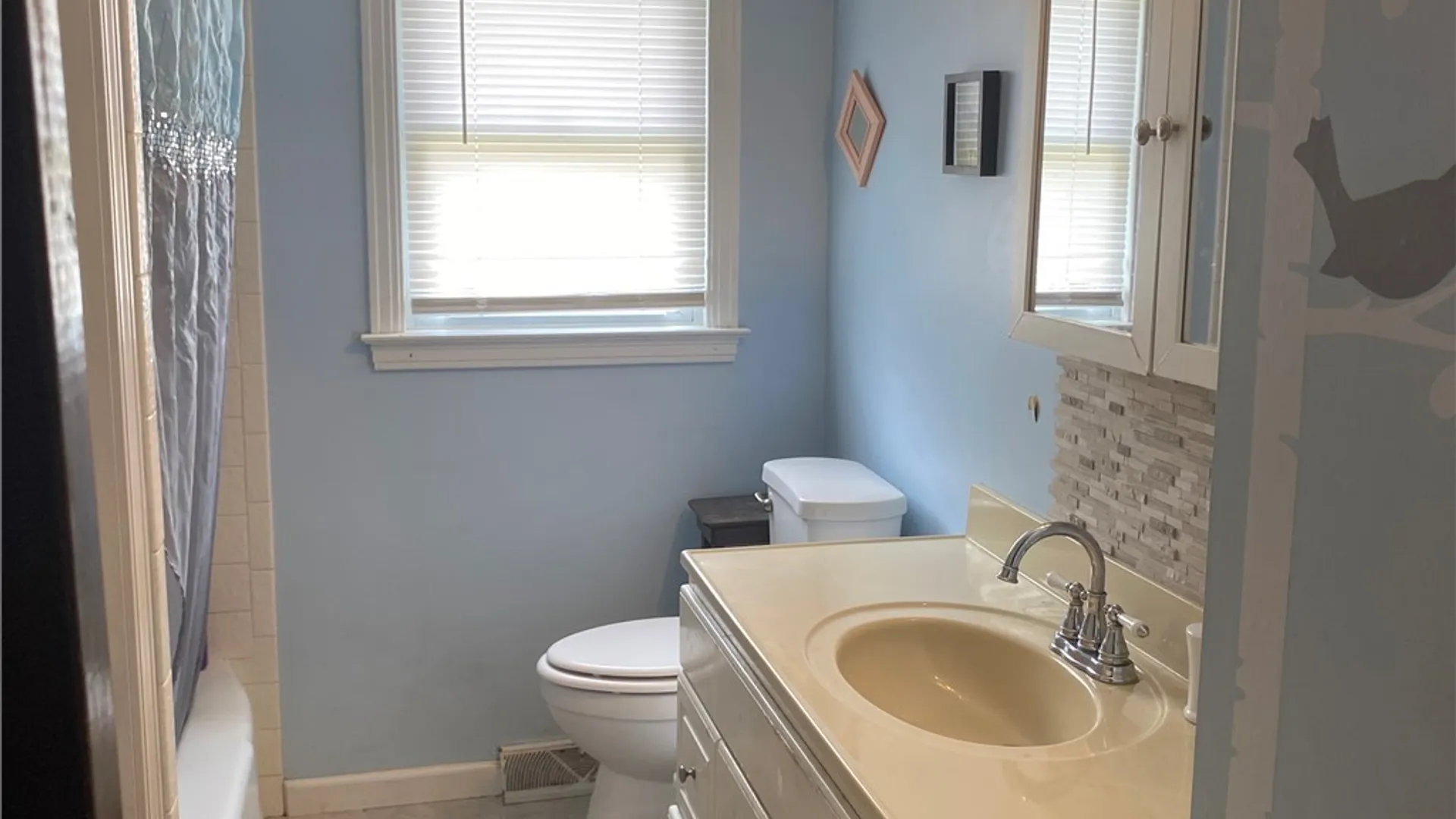 Property at 56 Gordon Avenue, West Seneca, NY 14224 13