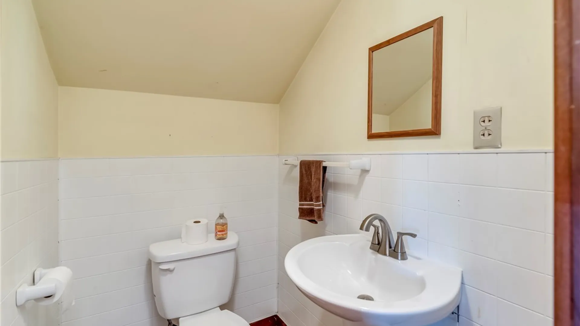Property at 18625 Ny State Route 177, Adams, NY 13606 30