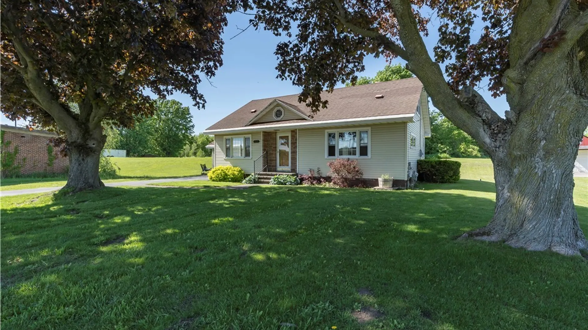 Property at 18625 Ny State Route 177, Adams, NY 13606 37