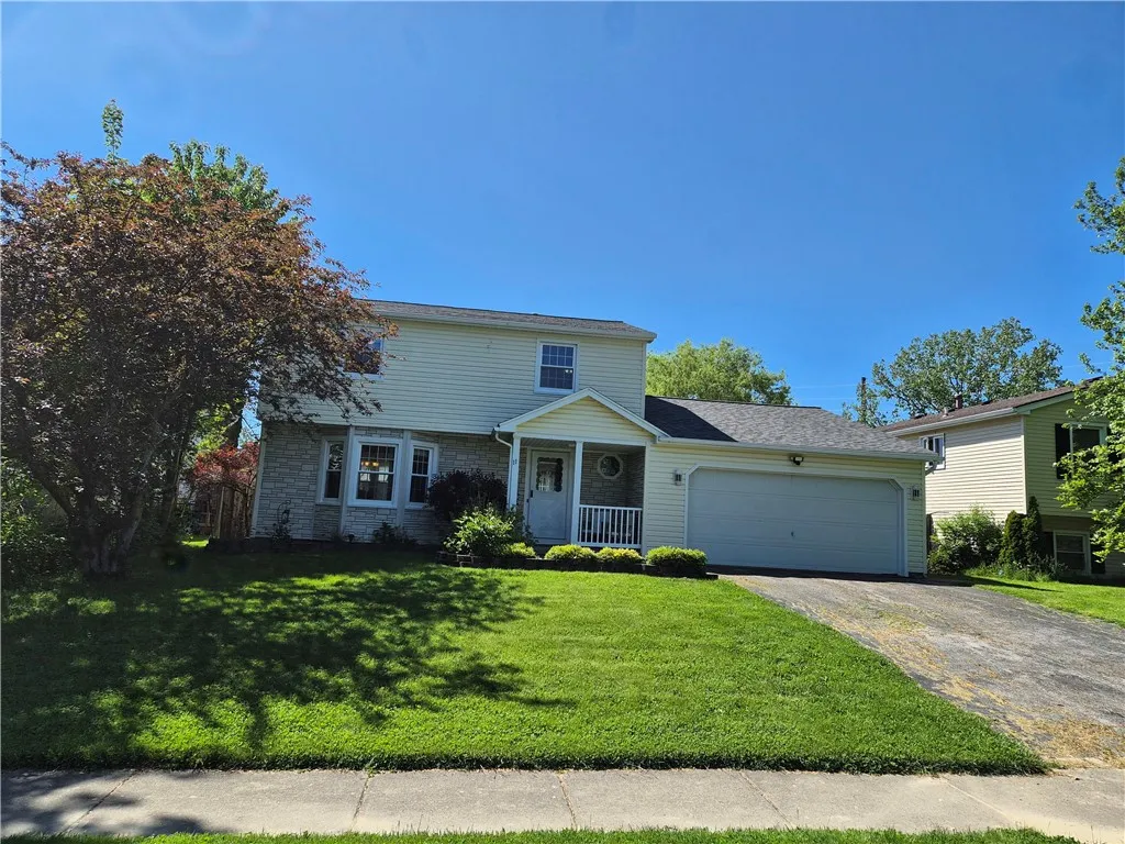 Property at 11 Pebbleview Drive, Greece, NY 14612