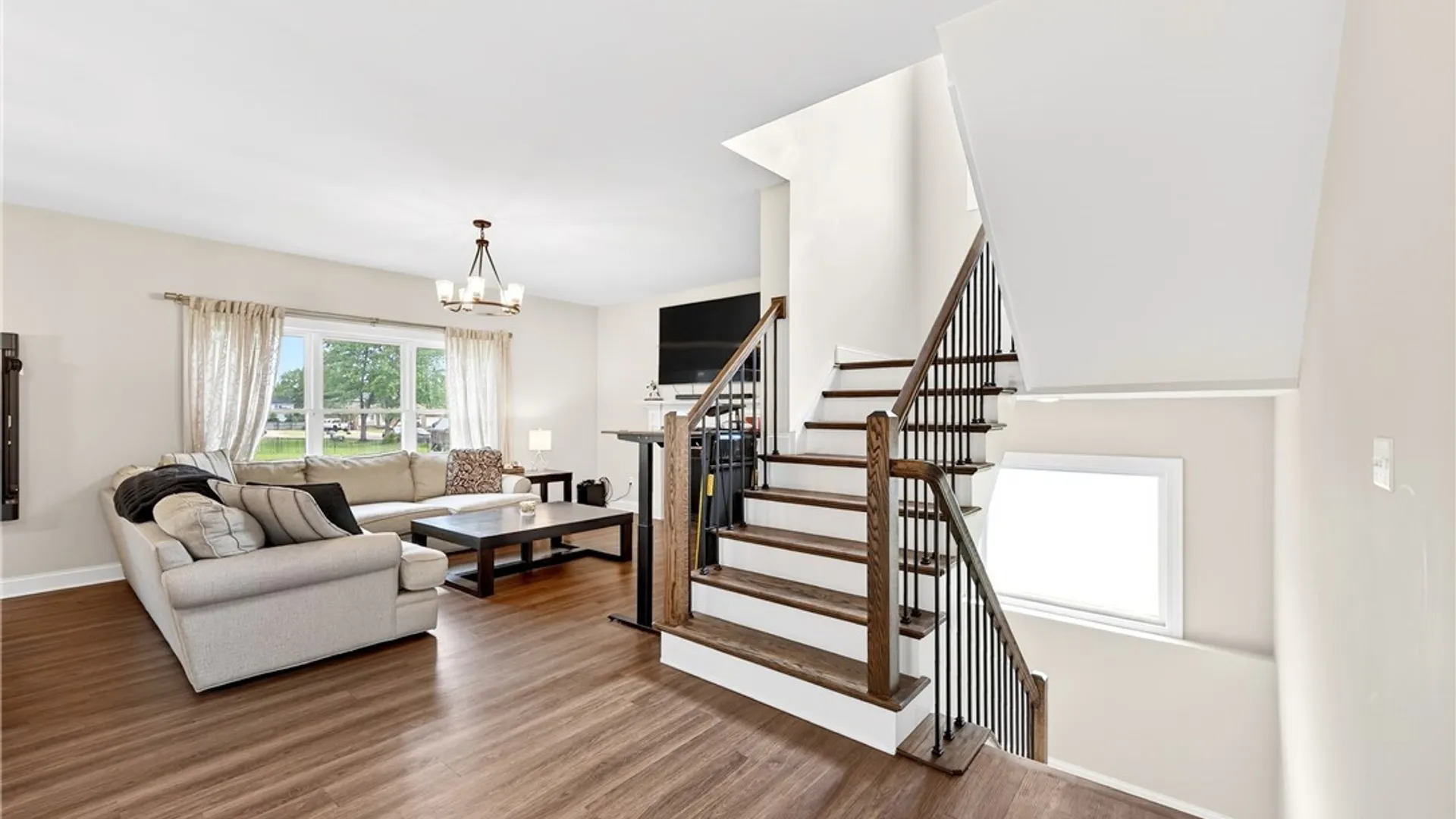 Property at 4 Wentworth Drive, Orchard Park, NY 14127 21