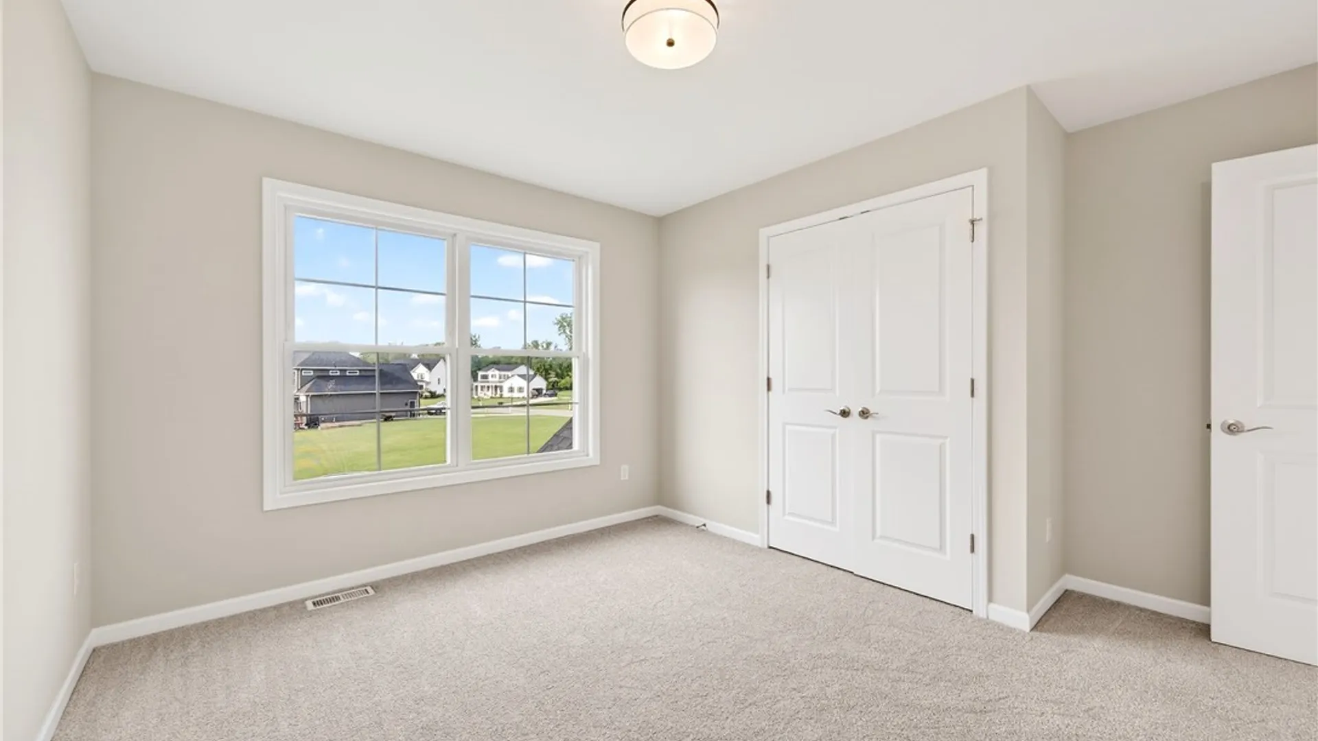 Property at 4 Wentworth Drive, Orchard Park, NY 14127 34