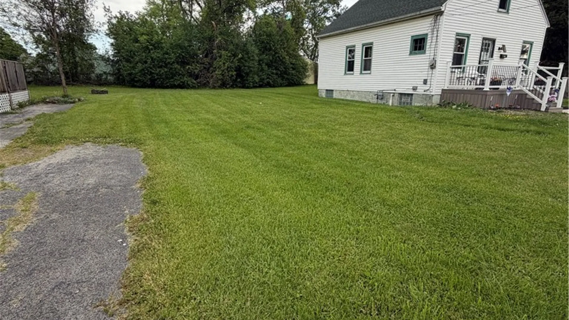 Property at 2001 Virginia Avenue, Niagara Falls, NY 14305 3
