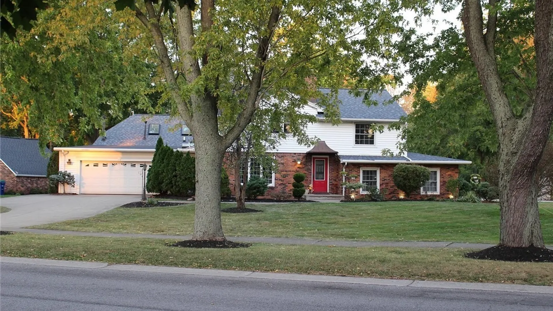 Property at 4000 Main Street Street, Amherst, NY 14226 3